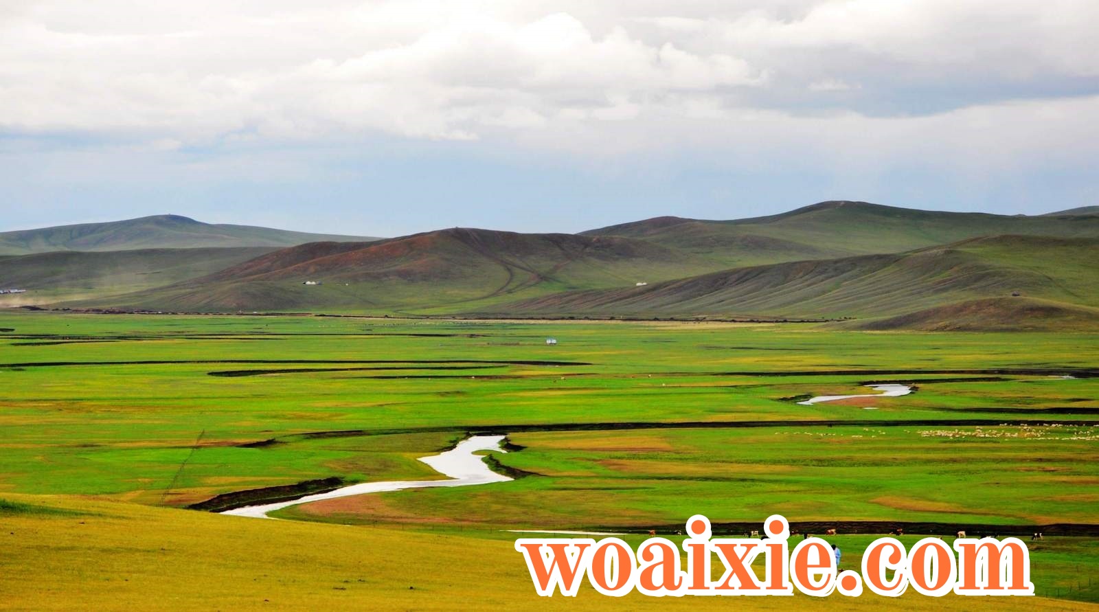 3FF1BEF8A551F3A68903BFBBCEE2AC98